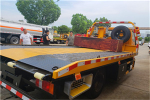 云龙区附近拖车电话号码服务