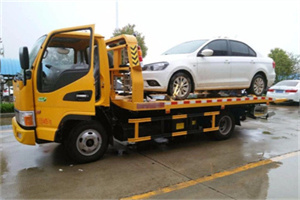 云龙区附近拖车救援24小时服务热线