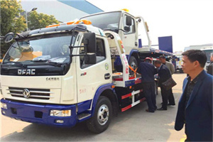 云龙区汽车道路救援拖车价格